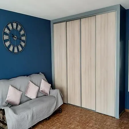 Studio For 2 People *